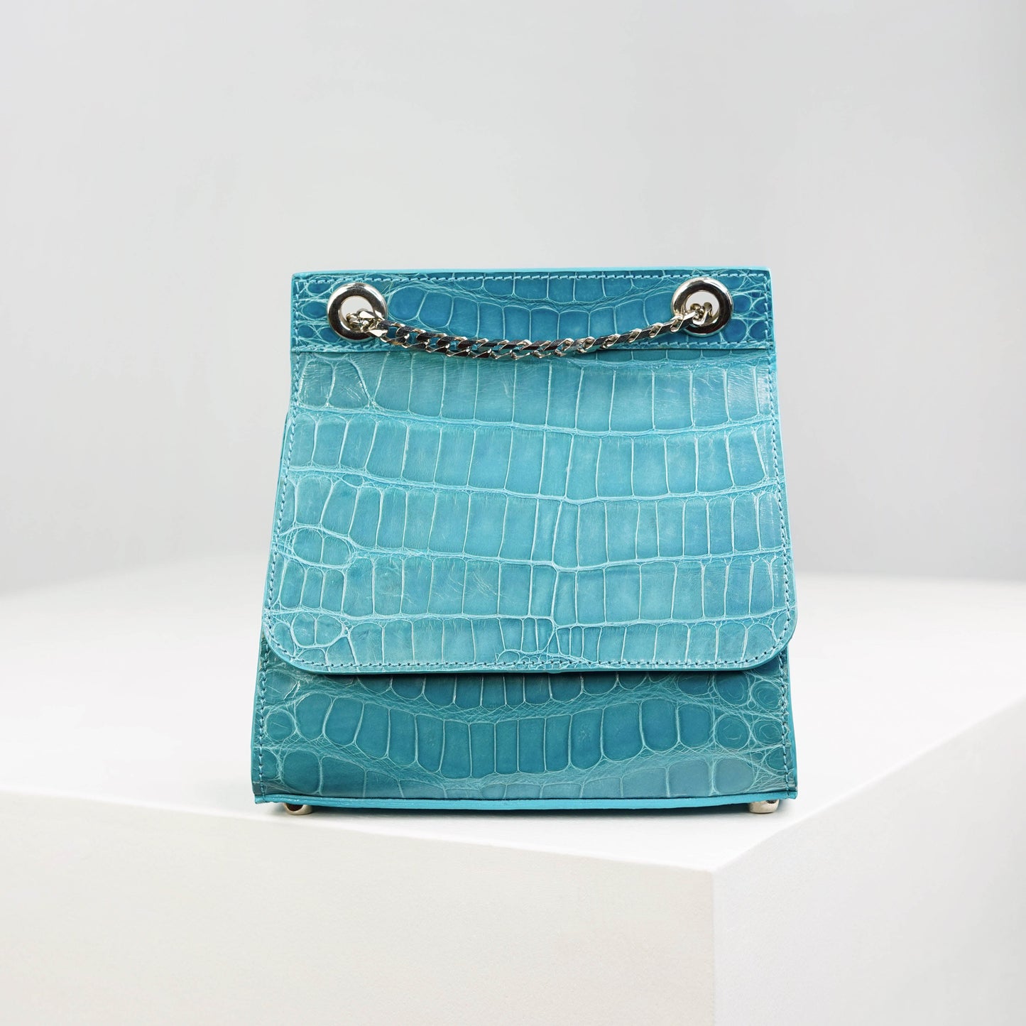 Isabella Aqua Croco
