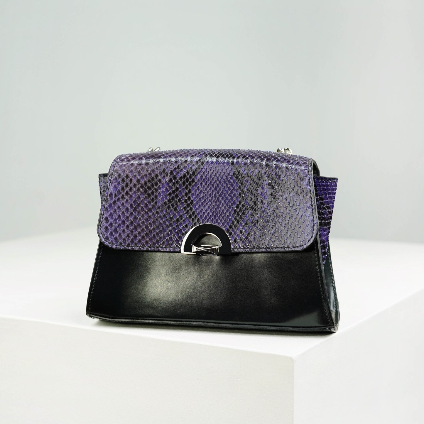 Lily Indigo Python