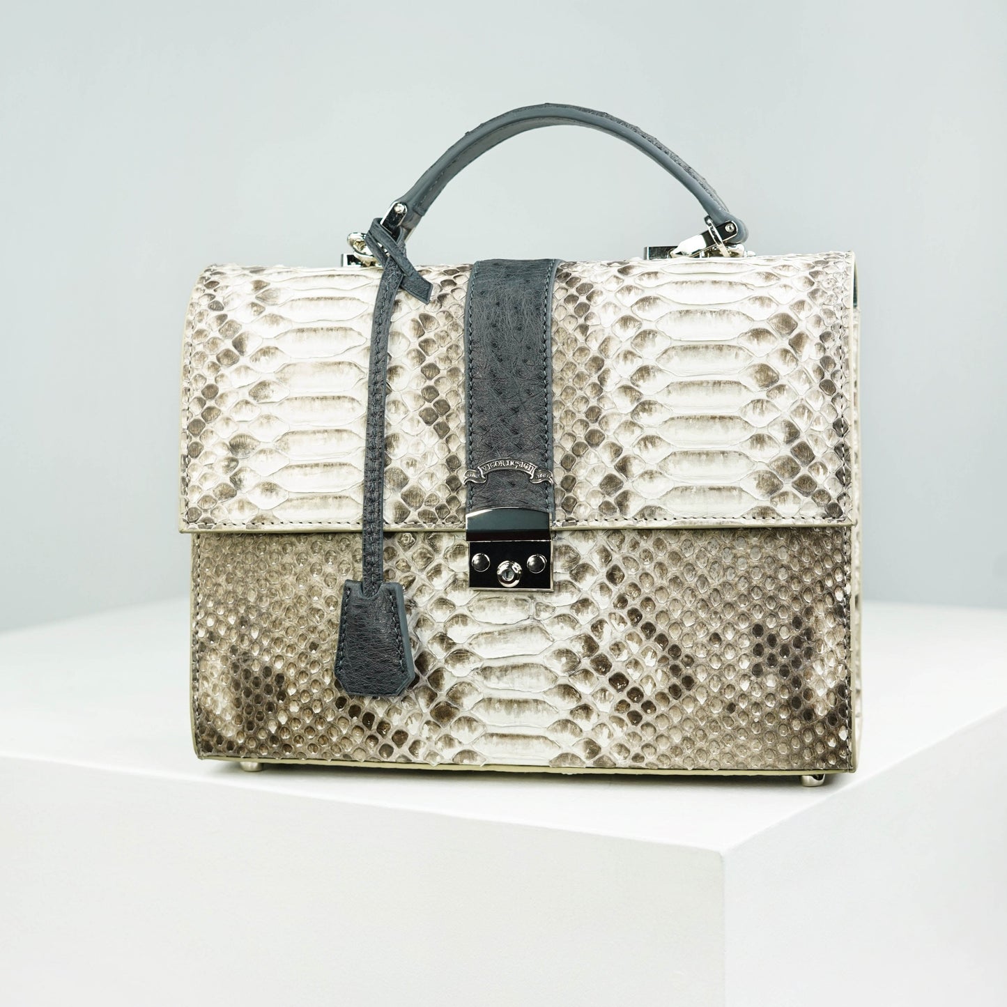 Melanie Natural Python