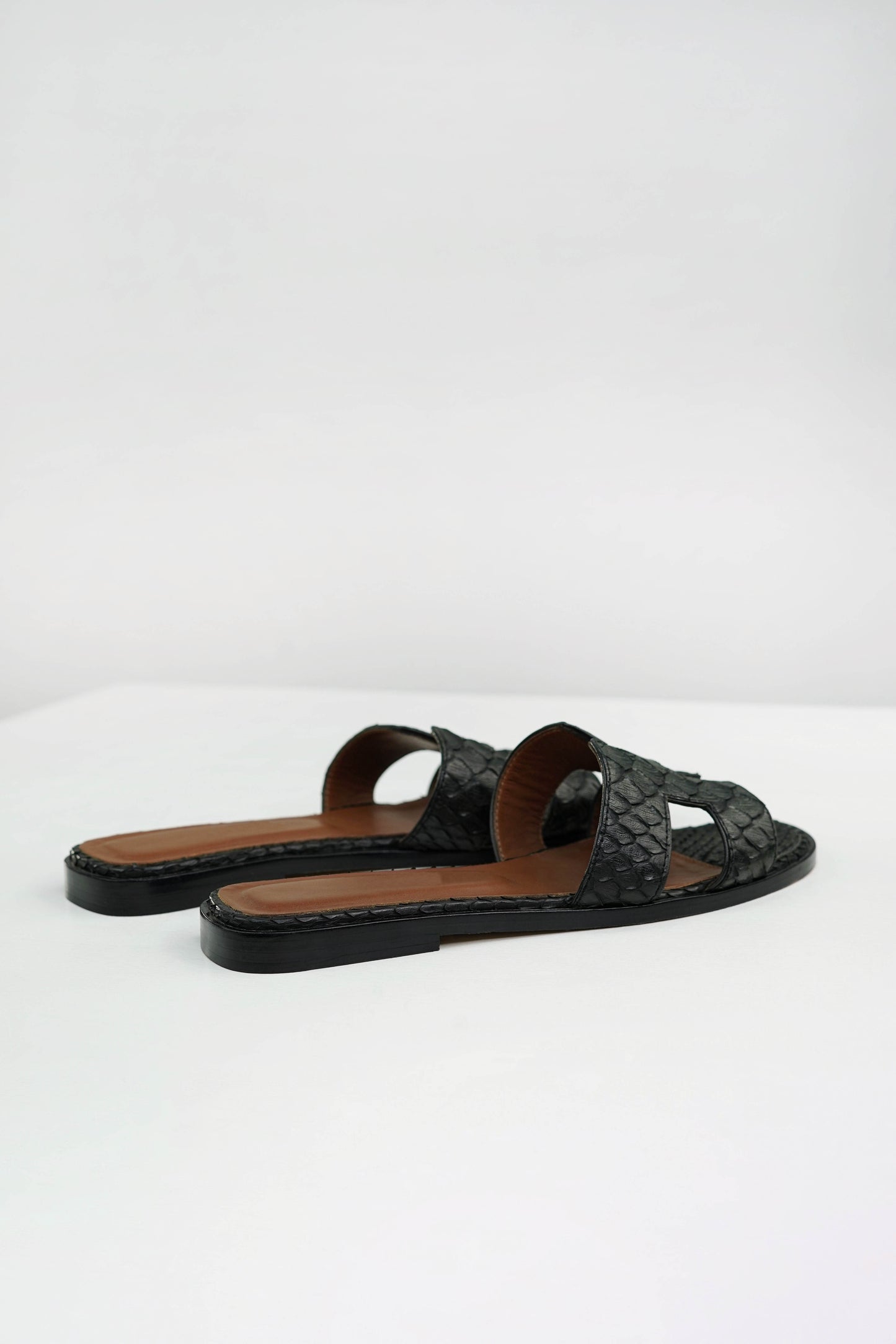 Sandals Black «H» Python
