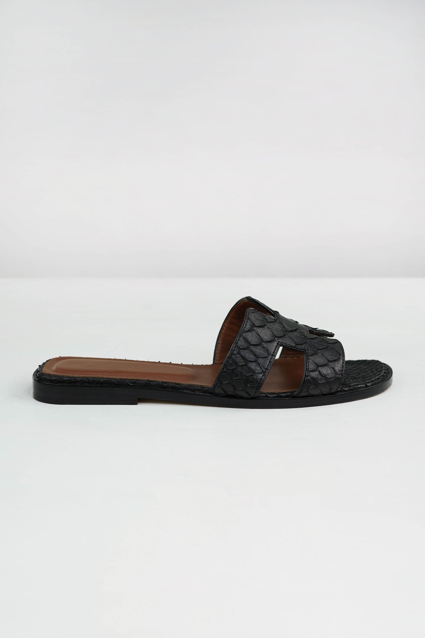 Sandals Black «H» Python