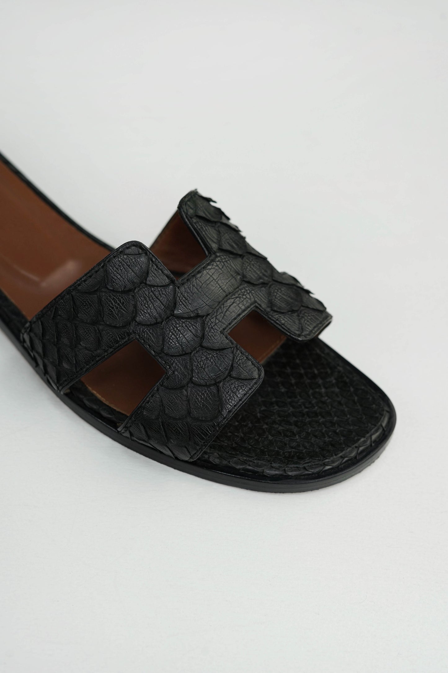 Sandals Black «H» Python